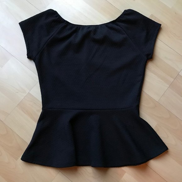 Black Peplum Top - Picture 5 of 6